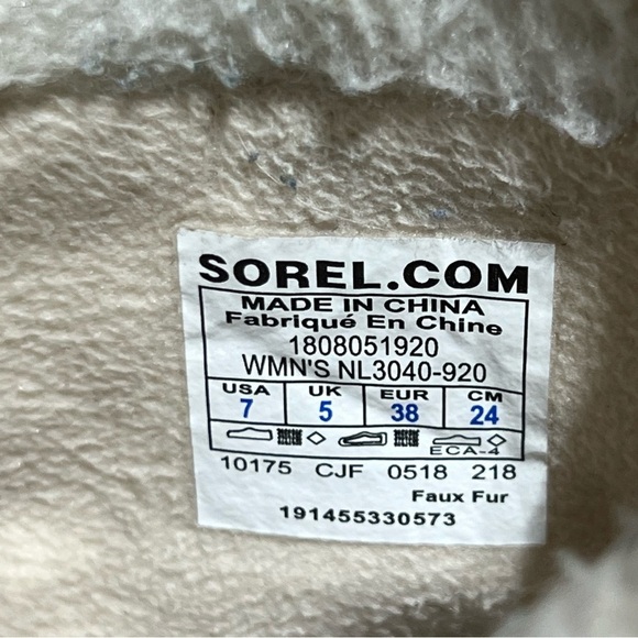 Sorel White Explore Carnival Winter Boots - Picture 8 of 9